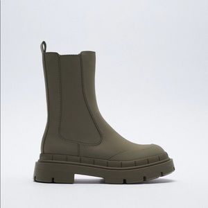 NWT. Zara Green Rubberized Boots. Green Rubberized Platform Ankle Boots Size 8.